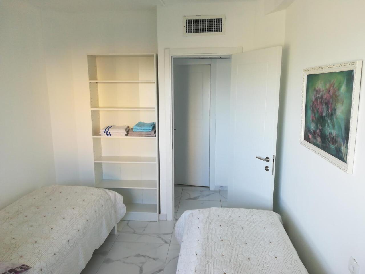 Apartment By The Lake ทิเบเรียส ภายนอก รูปภาพ