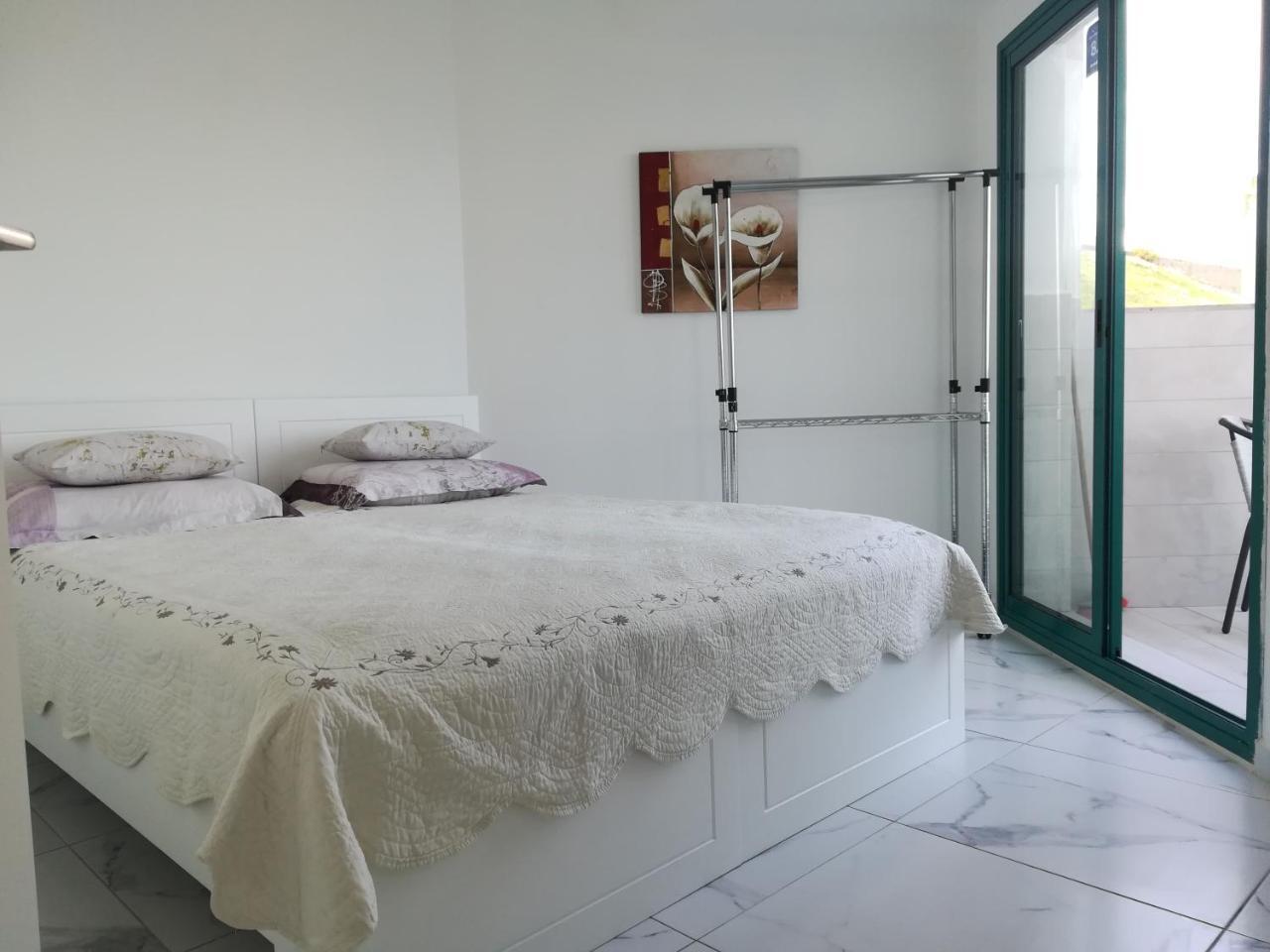 Apartment By The Lake ทิเบเรียส ภายนอก รูปภาพ